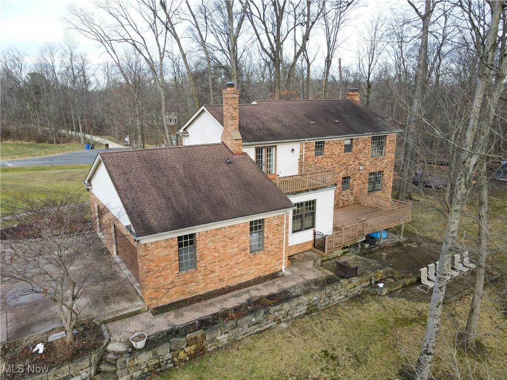 2910 Oxbow Road Richfield, OH 44286 - Photo 40 of 46 Composite deck and brick patio