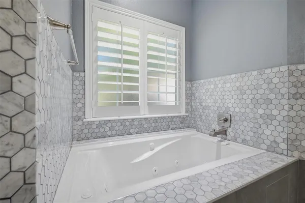 $1,995 | 2705 Cedar Park Drive, Sherman, TX 75090