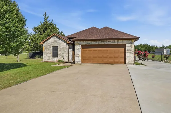 $1,995 | 2705 Cedar Park Drive, Sherman, TX 75090