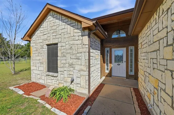 $1,995 | 2705 Cedar Park Drive, Sherman, TX 75090