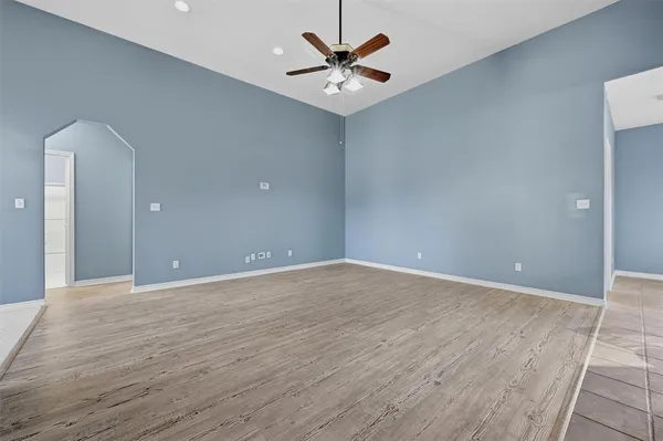 $1,995 | 2705 Cedar Park Drive, Sherman, TX 75090