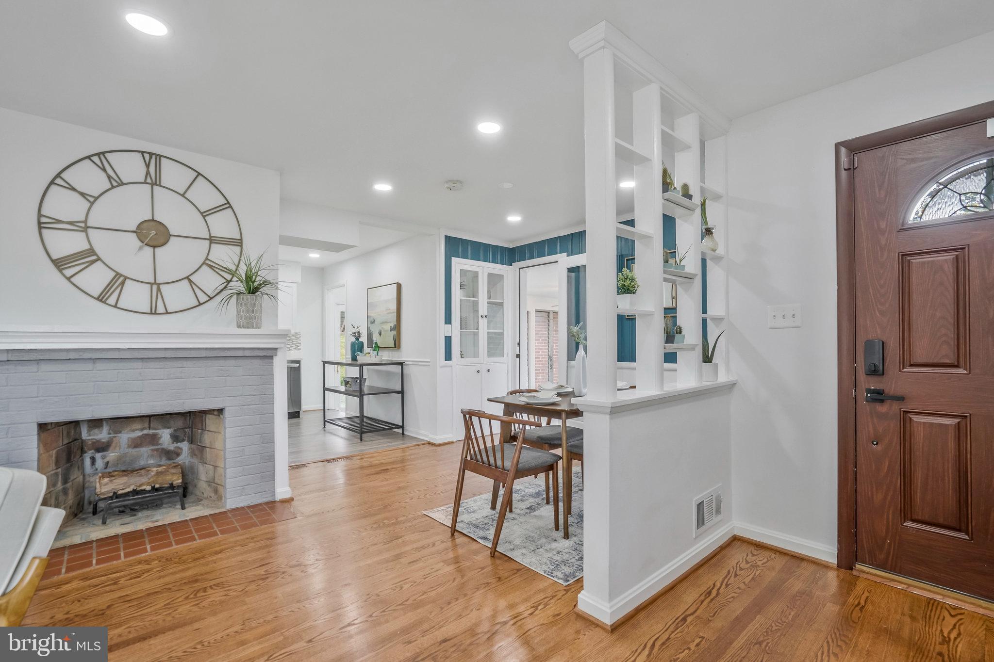6436 Elmdale Road Alexandria, VA 22312 - Photo 3 of 46 Enter home either via front door or breezeway