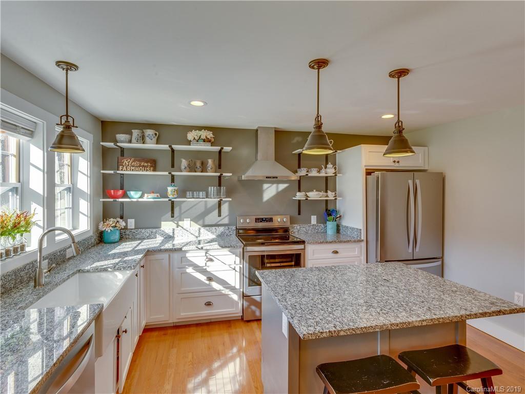 895 Murray Road Canton, NC 28716 - Photo 11 of 30