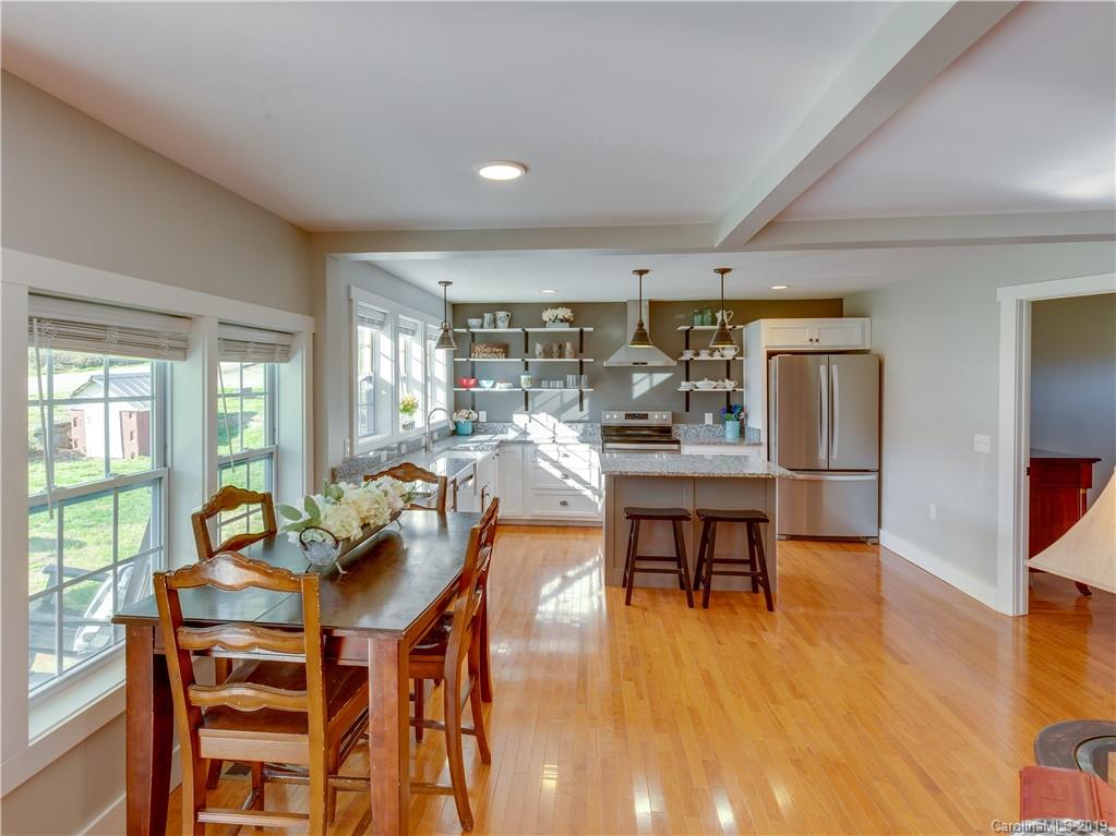 895 Murray Road Canton, NC 28716 - Photo 12 of 30