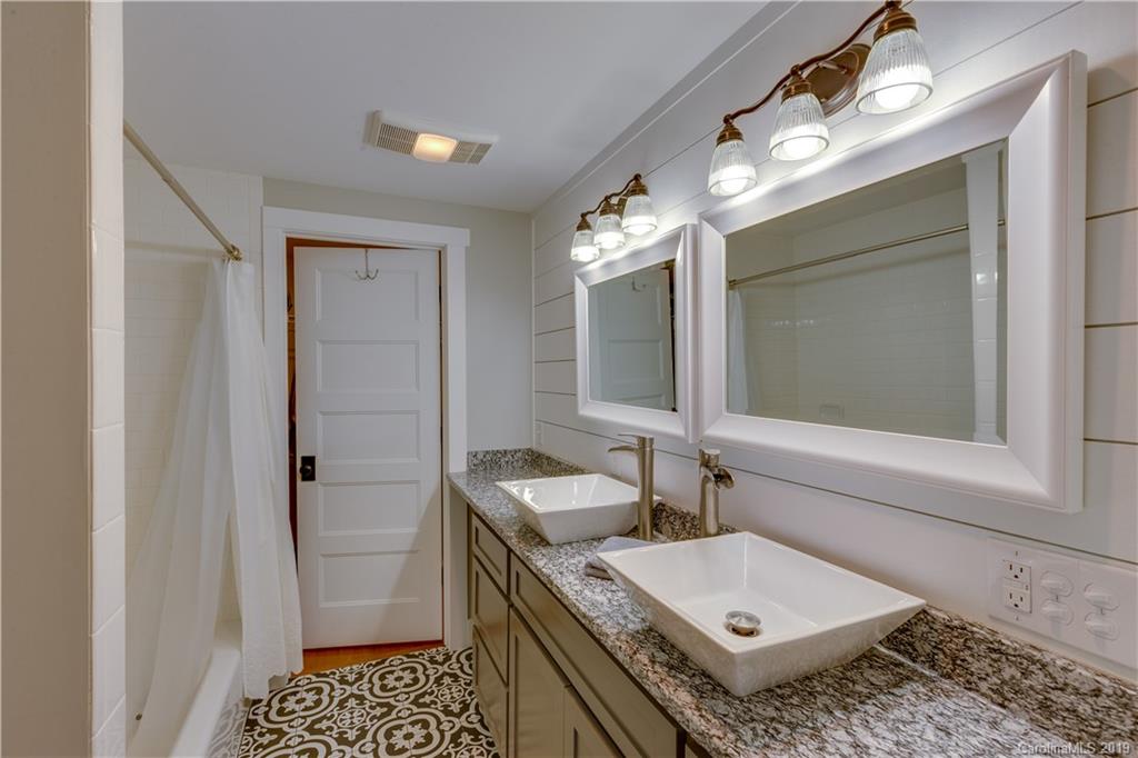 895 Murray Road Canton, NC 28716 - Photo 15 of 30