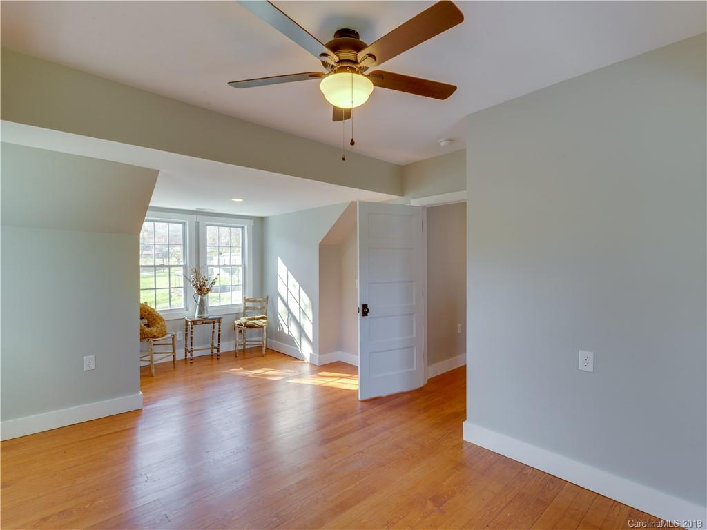 895 Murray Road Canton, NC 28716 - Photo 17 of 30