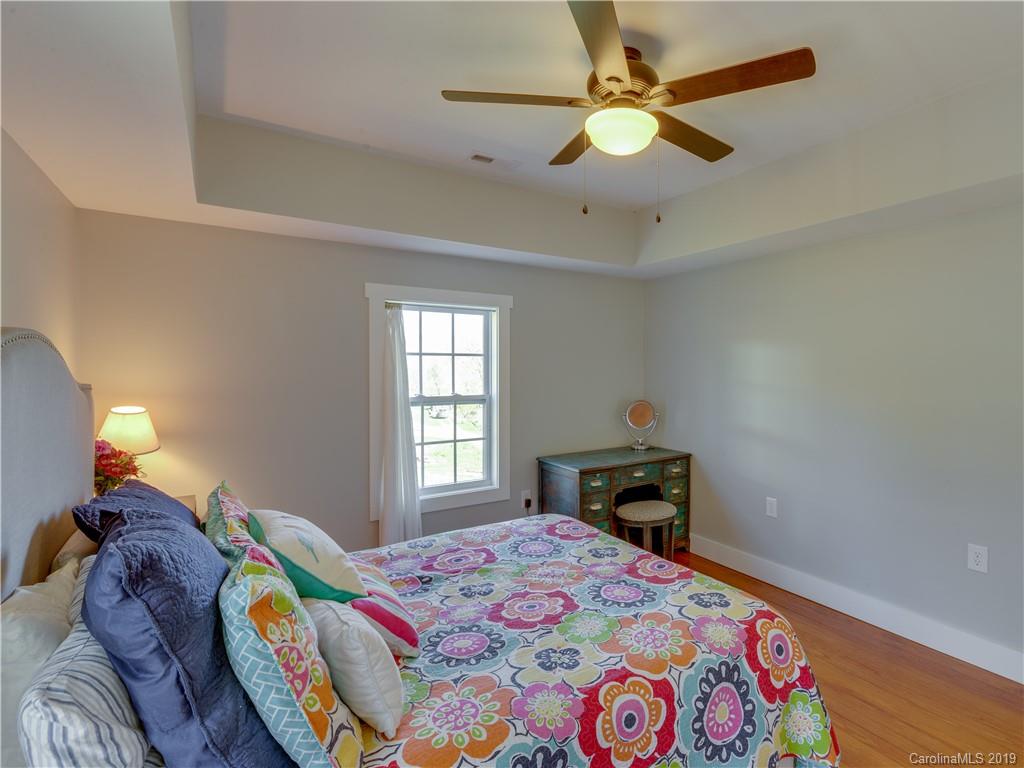 895 Murray Road Canton, NC 28716 - Photo 19 of 30