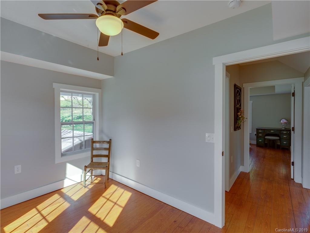 895 Murray Road Canton, NC 28716 - Photo 21 of 30