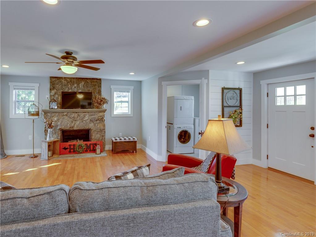 895 Murray Road Canton, NC 28716 - Photo 6 of 30