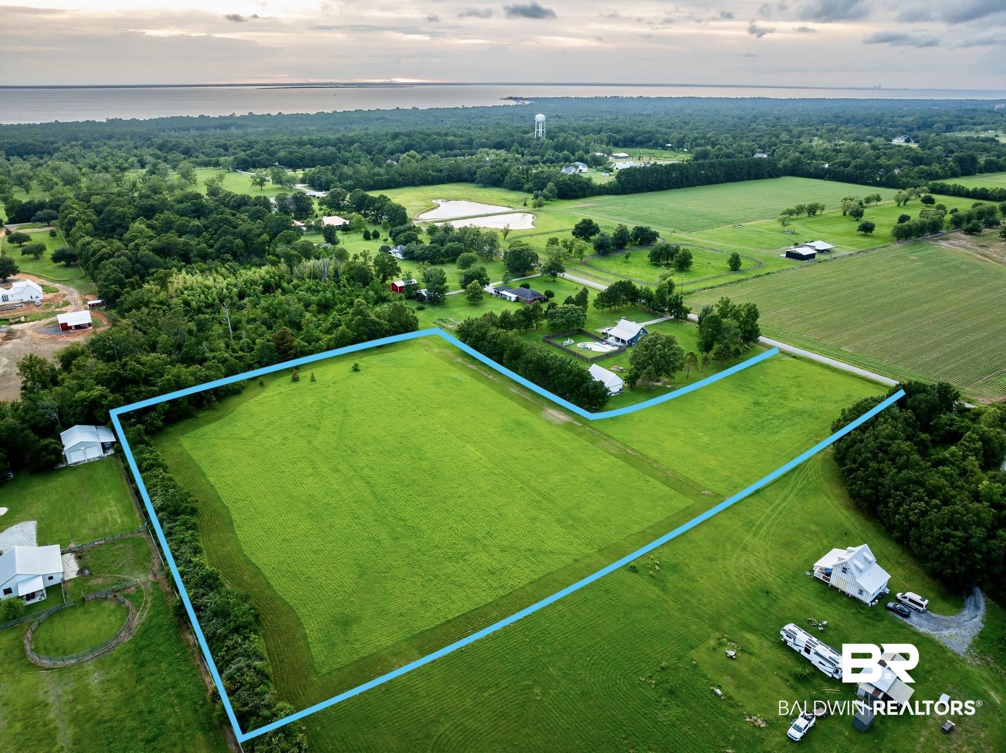 Aerial view featuring a rural view