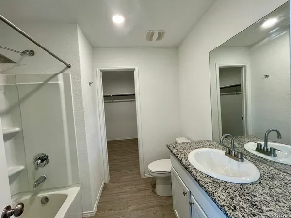 $1,650 | 5836 Antonio Place, Seguin, TX 78155