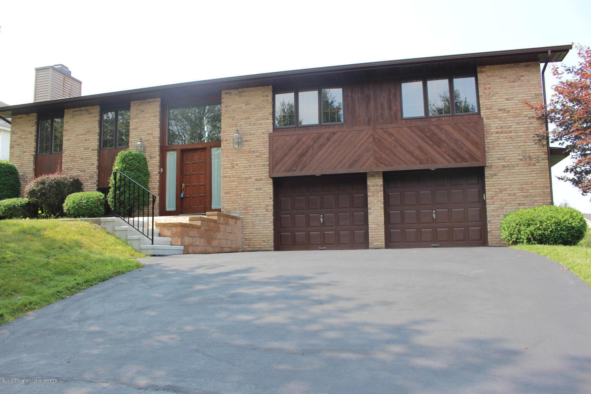 505 Edella Road Clarks Summit, PA 18411 - Photo 2 of 43 Gallery Image 2