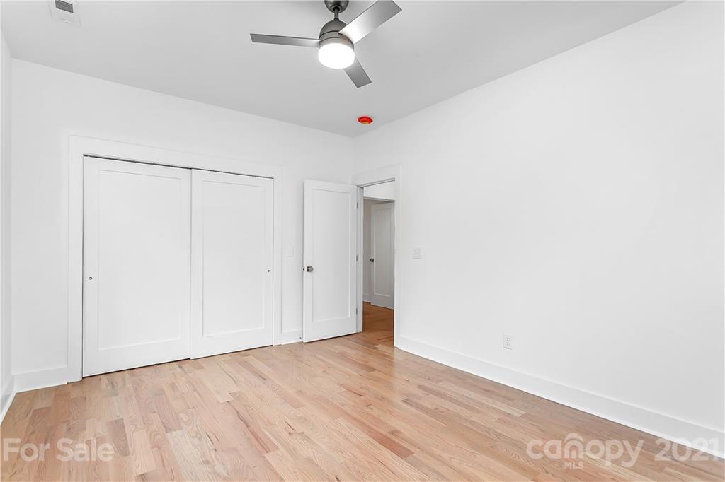 3909 Plainview Road Charlotte, NC 28208 - Photo 20 of 24 a view of an empty room