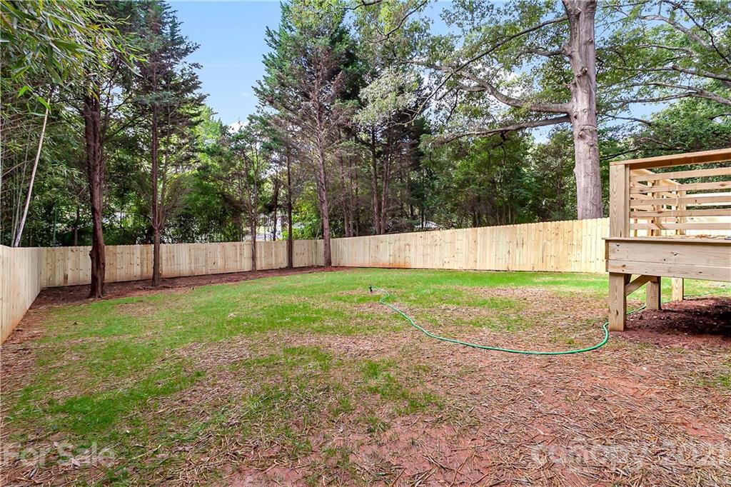 3909 Plainview Road Charlotte, NC 28208 - Photo 22 of 24 a view of backyard with green space