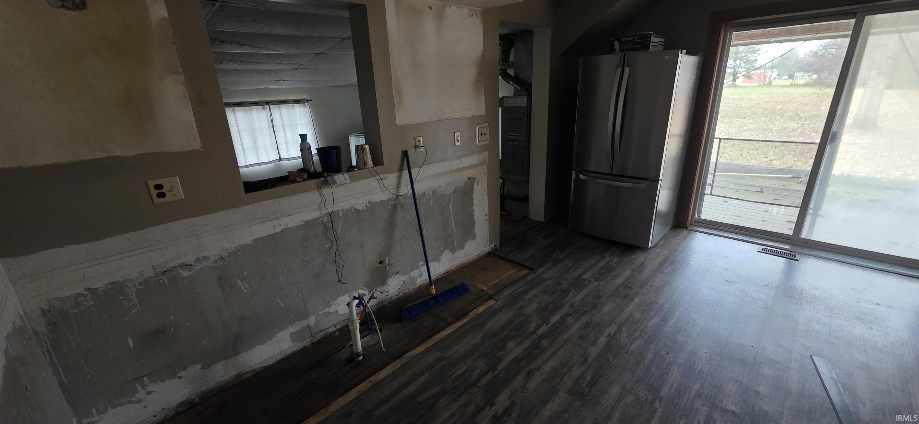 1218 Glenburn Road Linton, IN 47441 - Photo 6 of 16