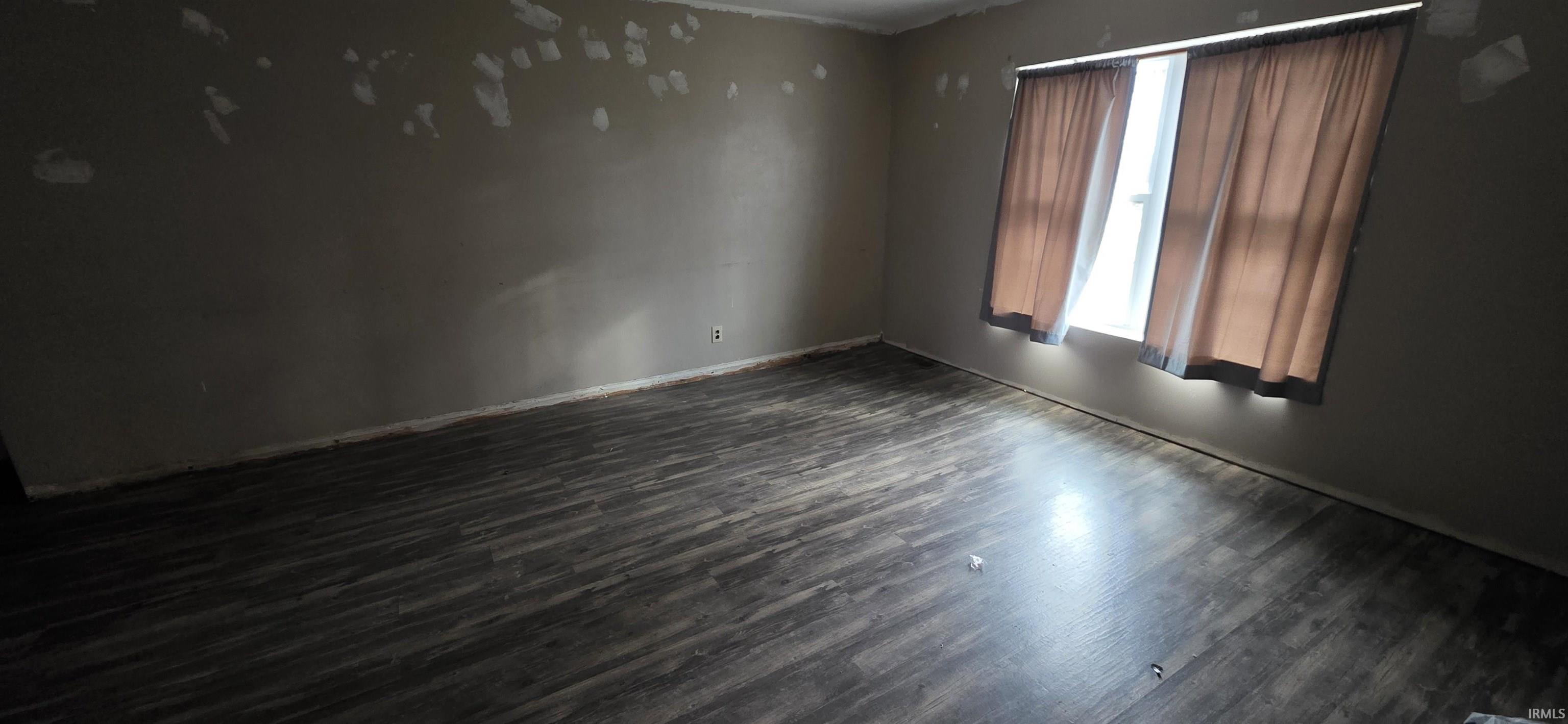 1218 Glenburn Road Linton, IN 47441 - Photo 10 of 16