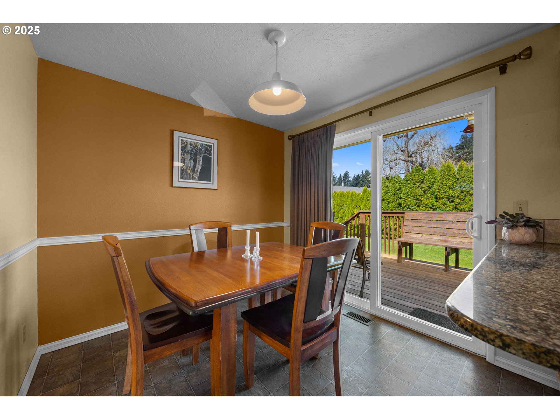 3597 Southwest 2nd Street Gresham, OR 97030 - Photo 14 of 48 Dining Area