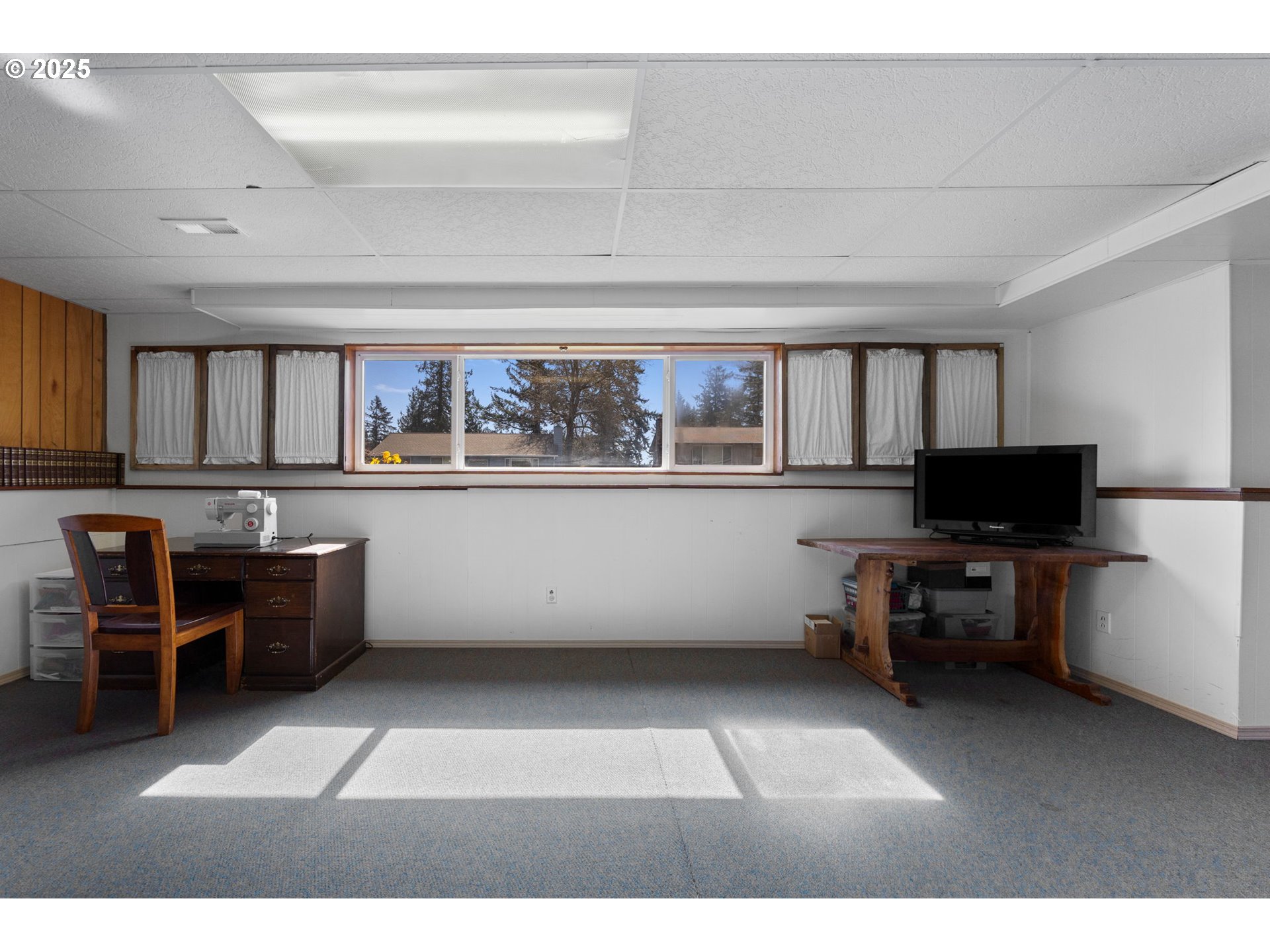 3597 Southwest 2nd Street Gresham, OR 97030 - Photo 30 of 48 Family Room