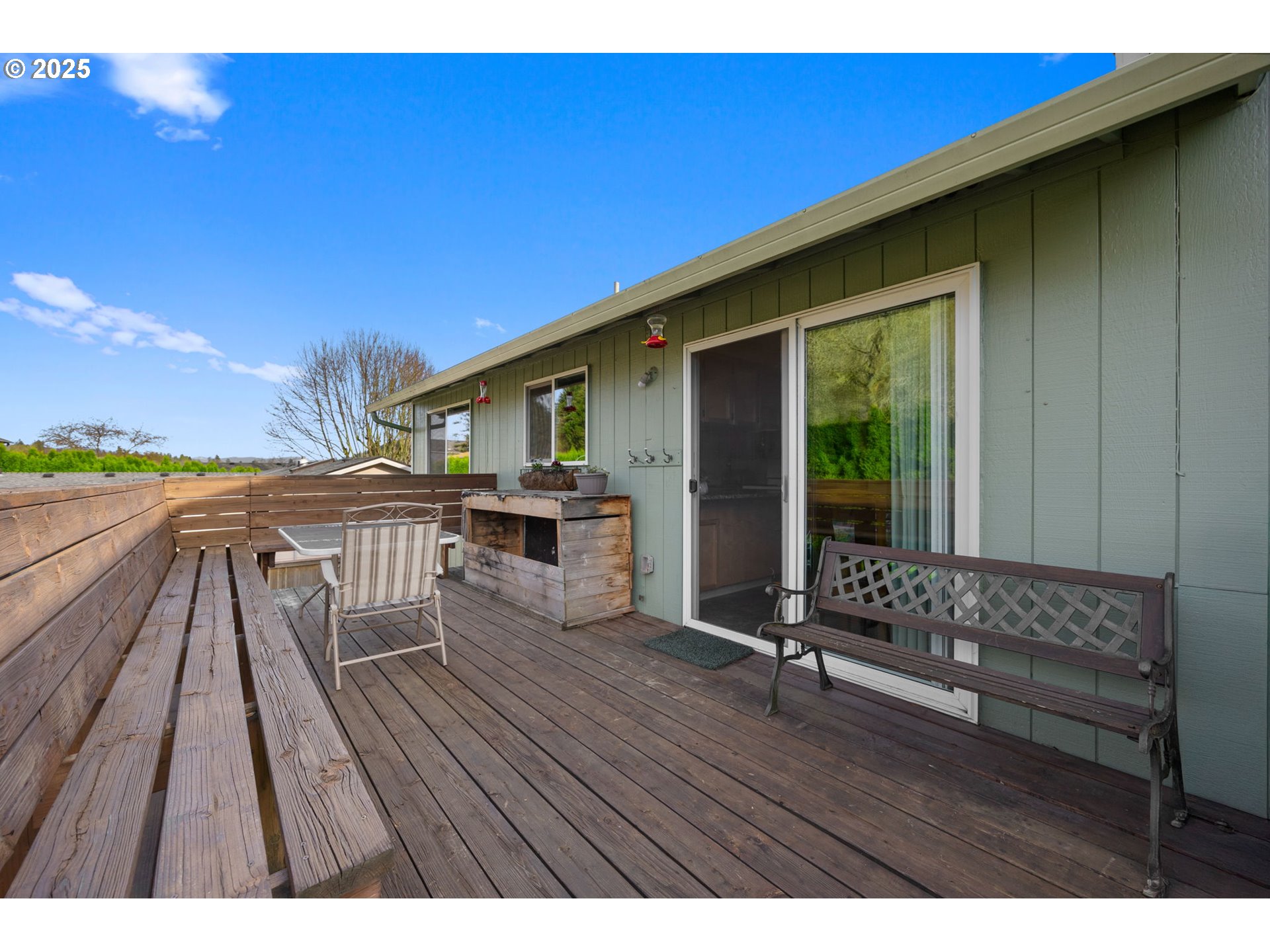 3597 Southwest 2nd Street Gresham, OR 97030 - Photo 42 of 48 Deck