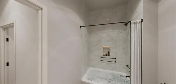 $2,490 | 2600 Holcomb Bridge Road, Unit 2B, Alpharetta, GA 30022