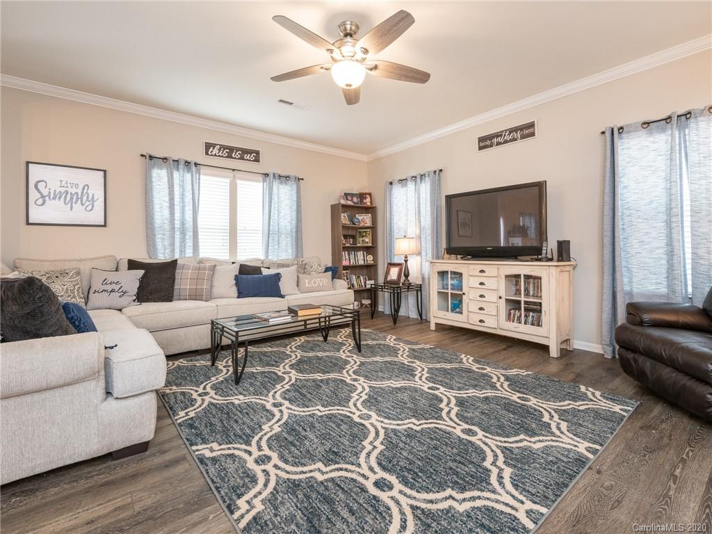 6133 Hawk View Road Waxhaw, NC 28173 - Photo 2 of 37 Gallery Image 2