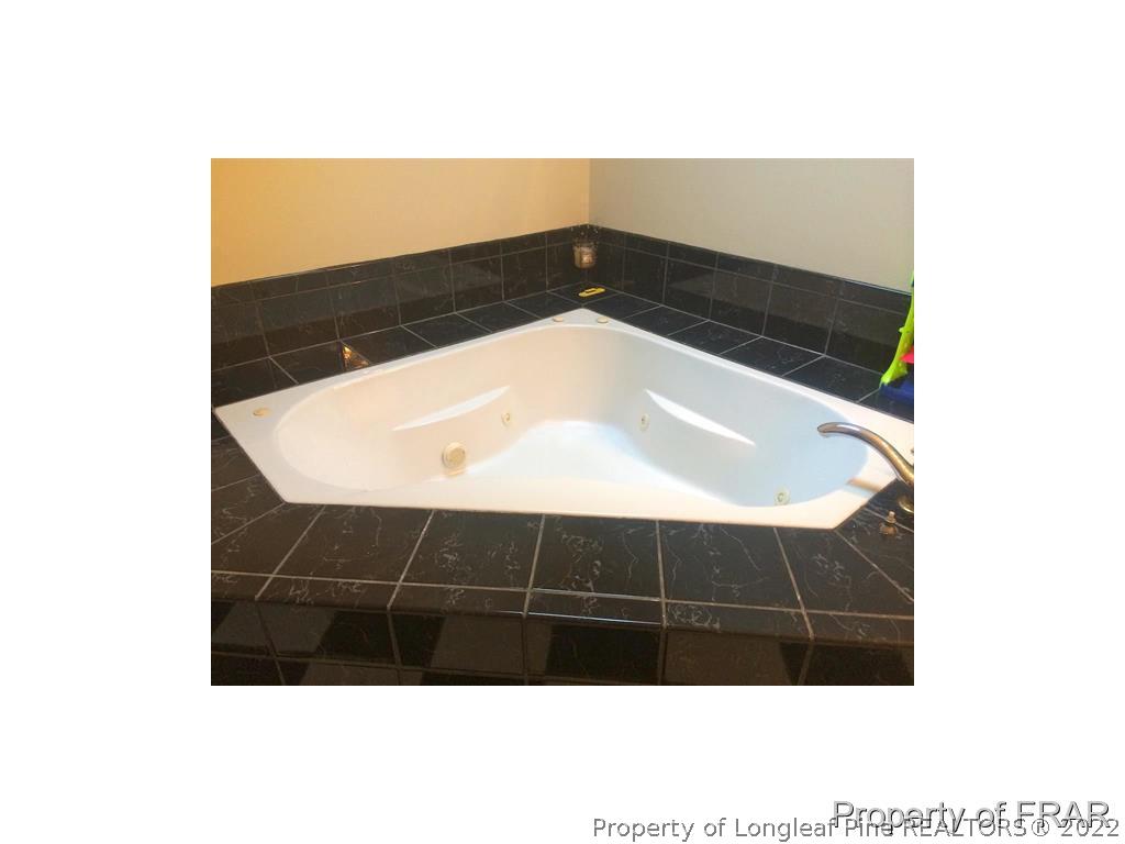 5814 Glendon Carthage Road Carthage, NC 28327 - Photo 5 of 24 Gallery Image 5