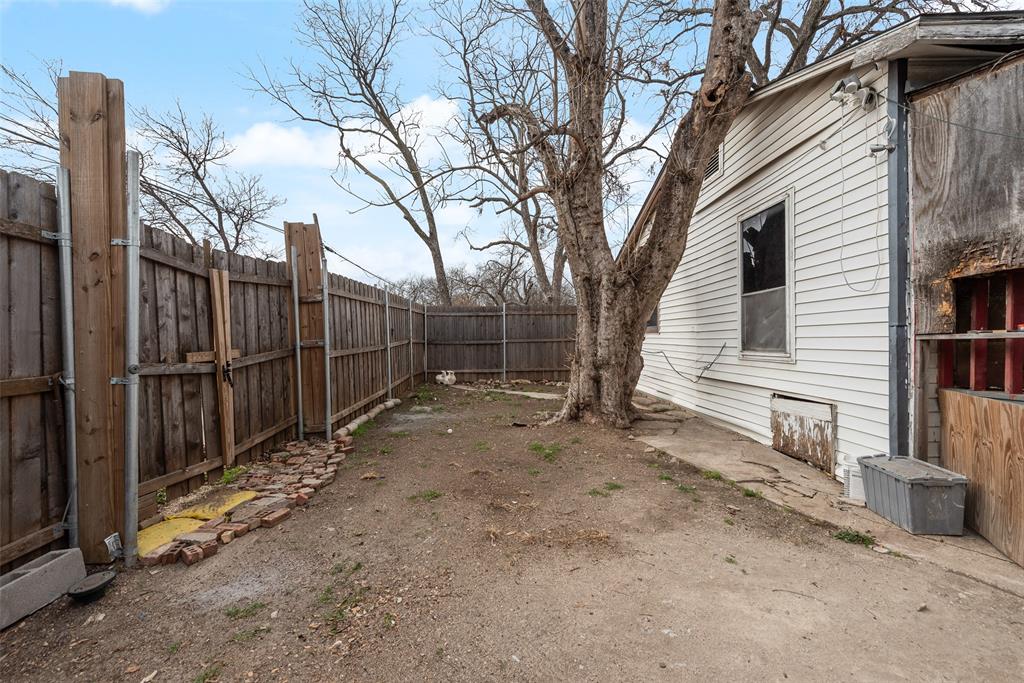 610 West 12th Street Dallas, TX 75208 - Photo 23 of 30