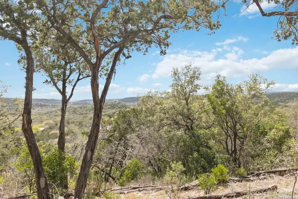 $659,900 | 19708 Nottingham Lane, Grey Forest, TX 78023