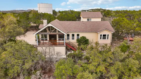 $659,900 | 19708 Nottingham Lane, Grey Forest, TX 78023