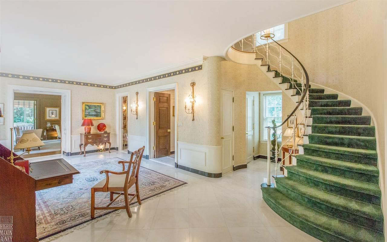 168 Stephens Road Grosse Pointe Farms, MI 48236 - Photo 9 of 49