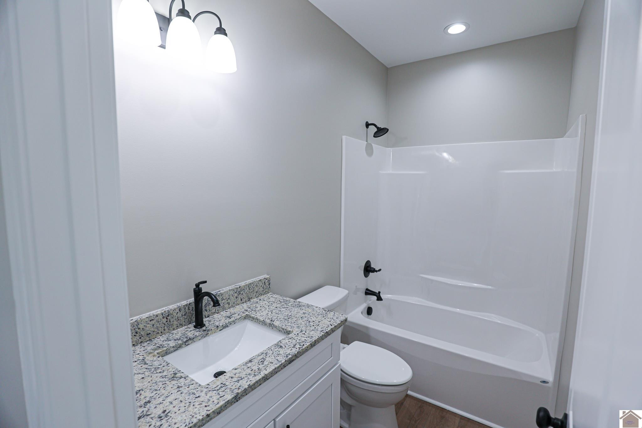 25 Fox Run Melber, KY 42069 - Photo 32 of 40 Guest Bathroom