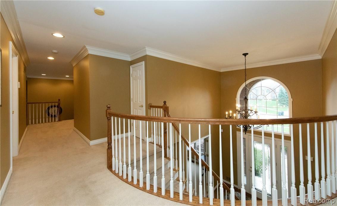 1056 Autumnview Drive Rochester, MI 48307 - Photo 22 of 44 Upper Level is Sunny and Open