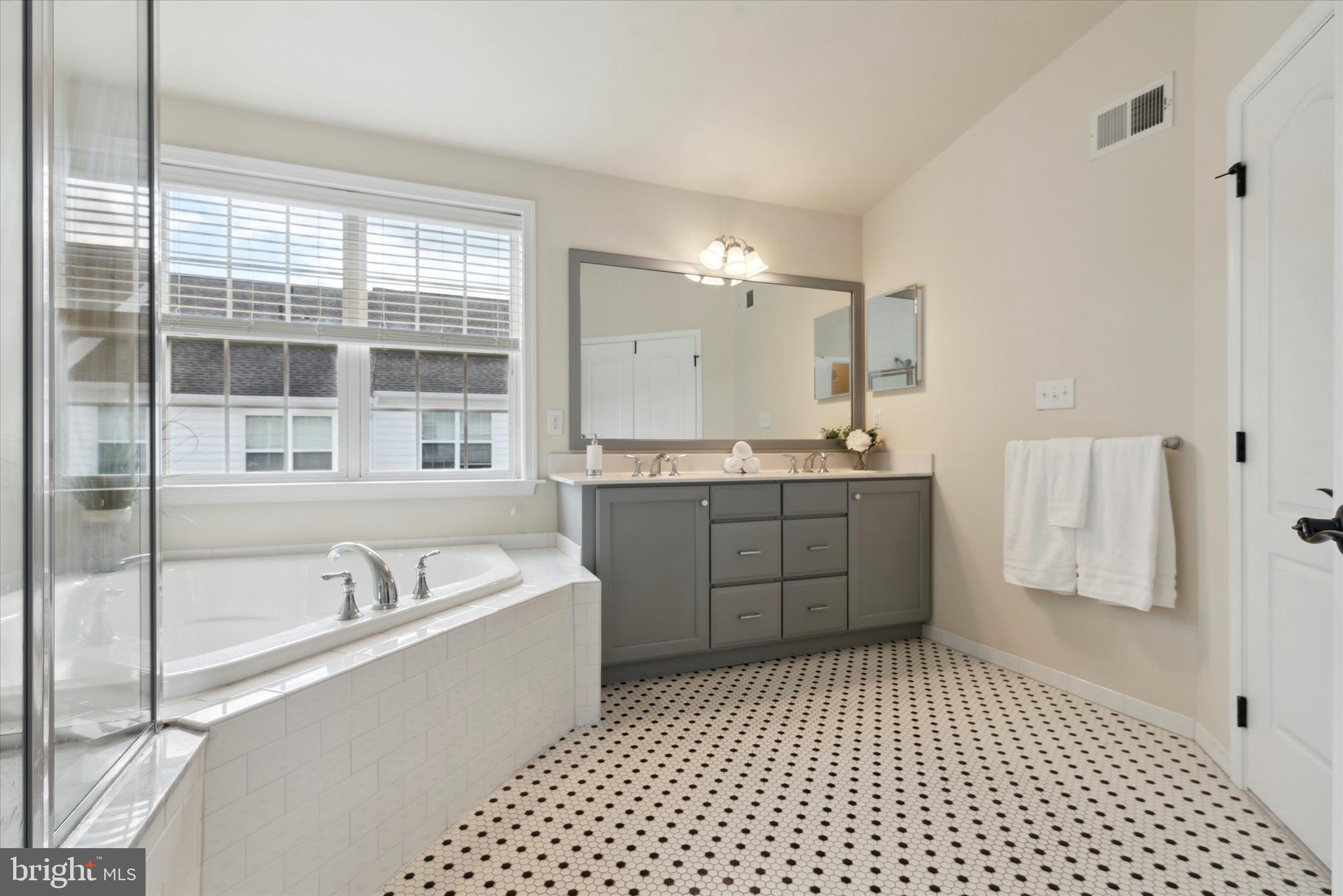 204 Jackdaw Alley Springfield, PA 19064 - Photo 17 of 26