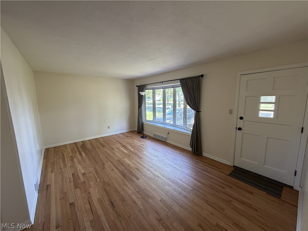 16124 Holland Road Brook Park, OH 44142 - Photo 2 of 19