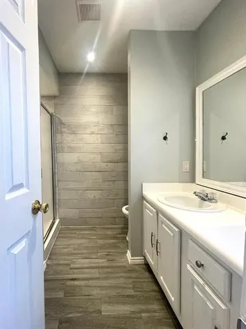 $1,100 | 307 East Mitchell Street, Unit C, Arlington, TX 76010