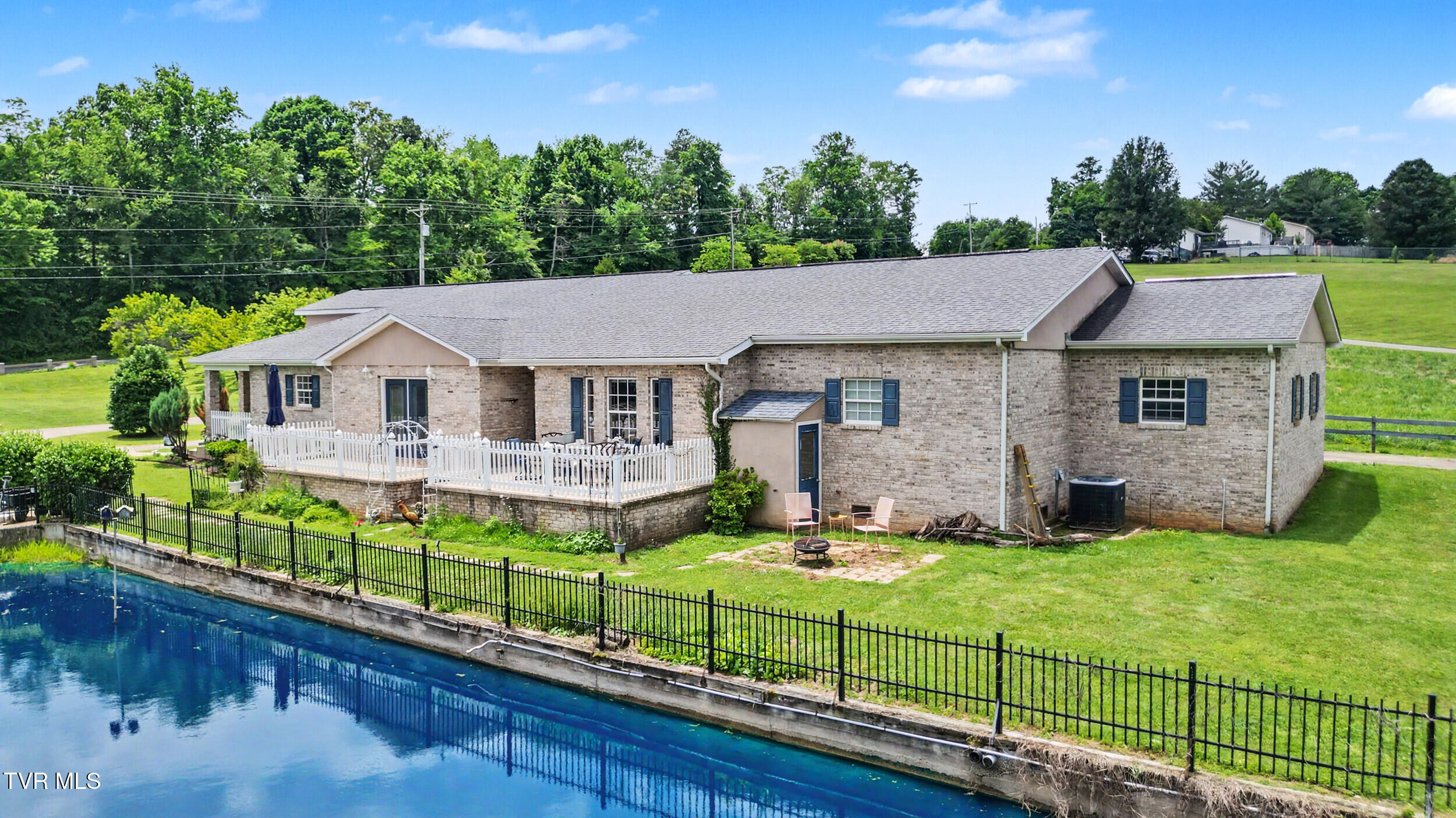 1435 Holly Creek Road Greeneville, TN 37745 - Photo 15 of 71 3_dji_0363
