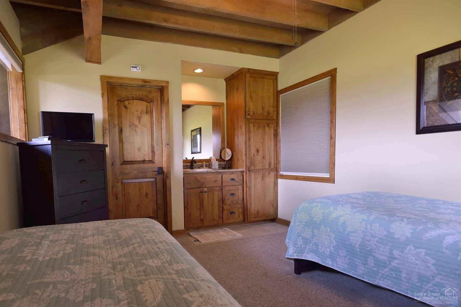 32 Meadow House Loop Sunriver, OR 97707 - Photo 15 of 15 Additional Photo