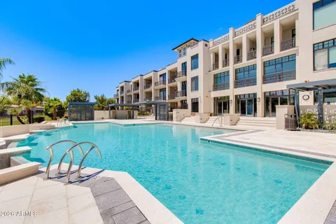 $895,000 | 8 Biltmore Estate, Unit 114, Phoenix, AZ 85016