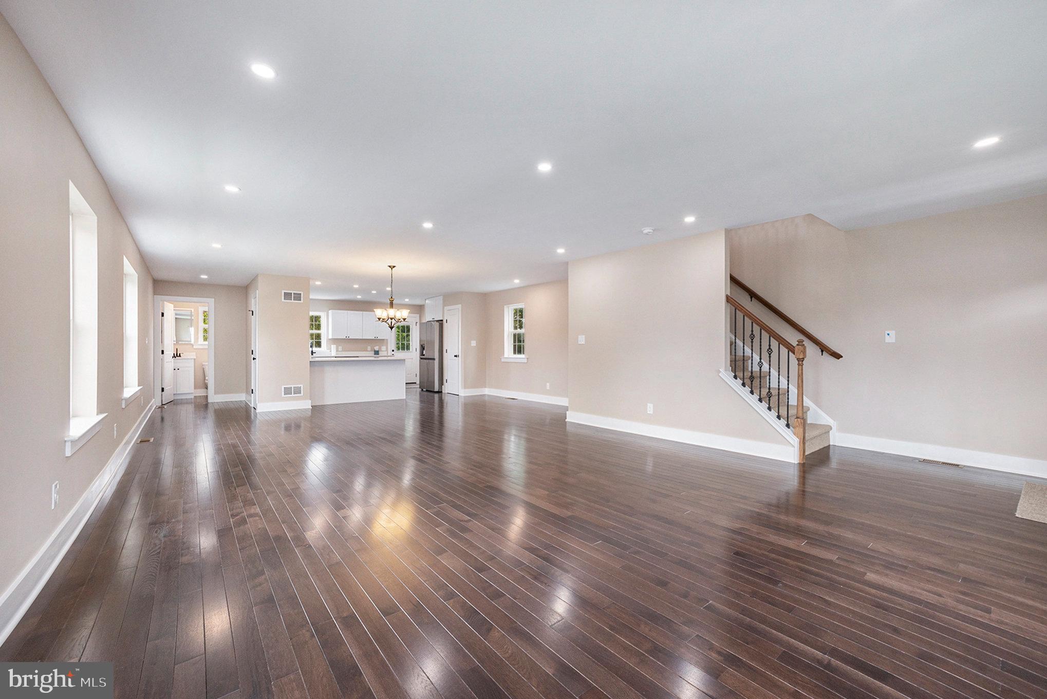 2501 Dutton Mill Road Aston, PA 19014 - Photo 6 of 31