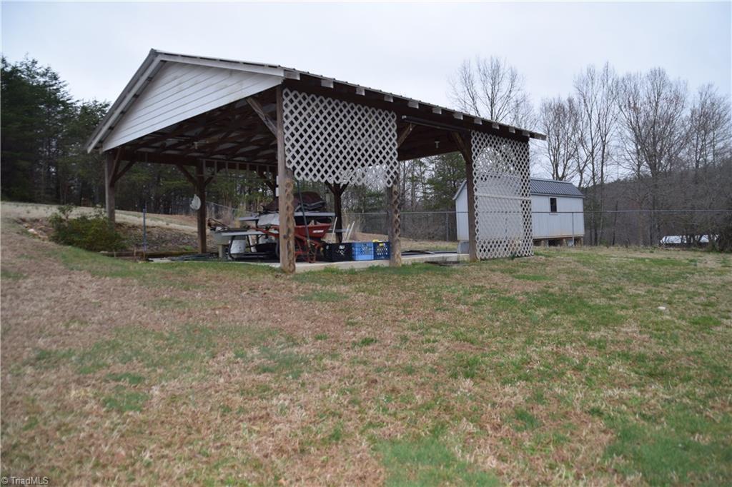 472 Moser Road King, NC 27021 - Photo 19 of 21