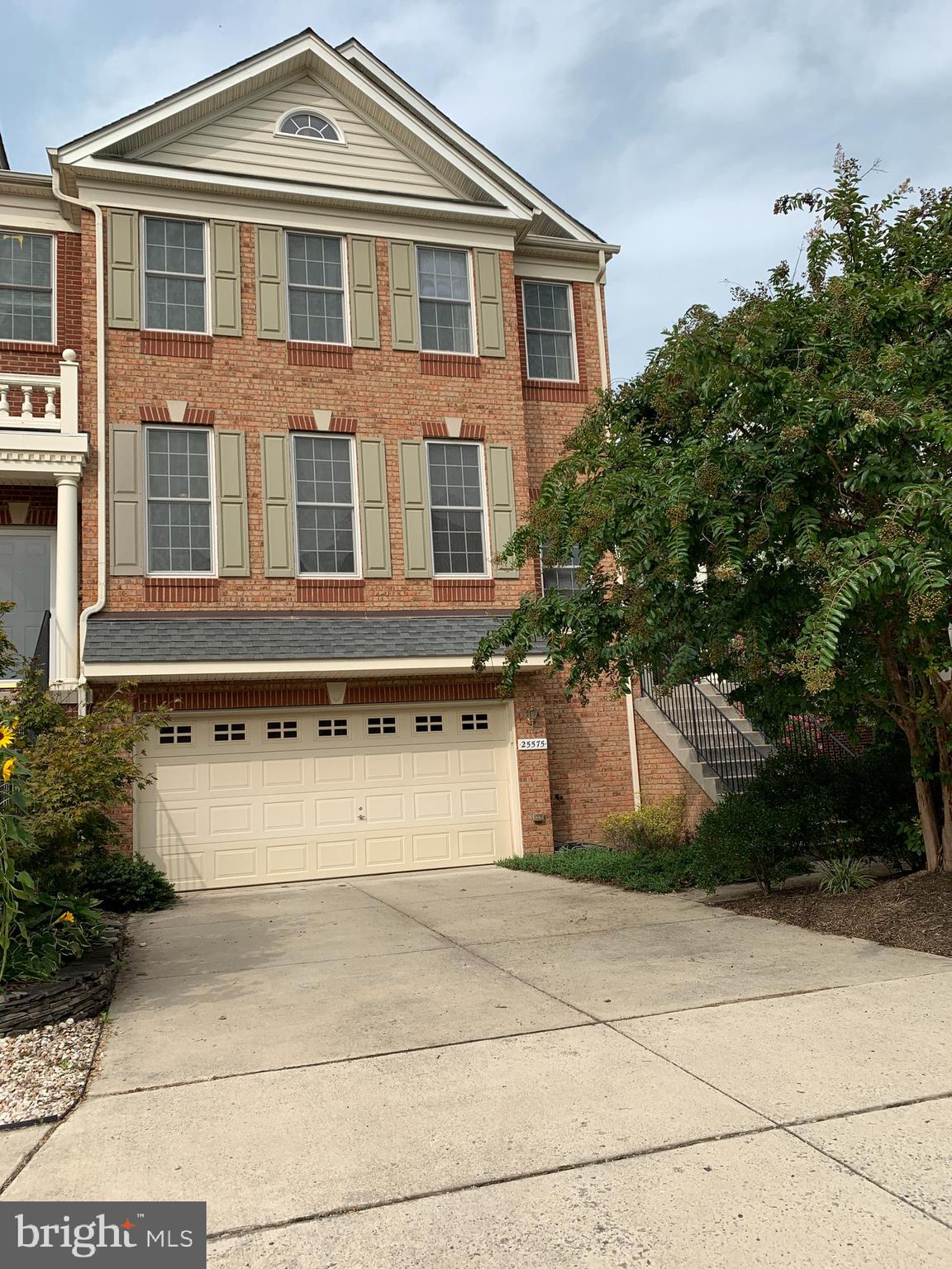 25575 America Square Chantilly, VA 20152 - Photo 2 of 57