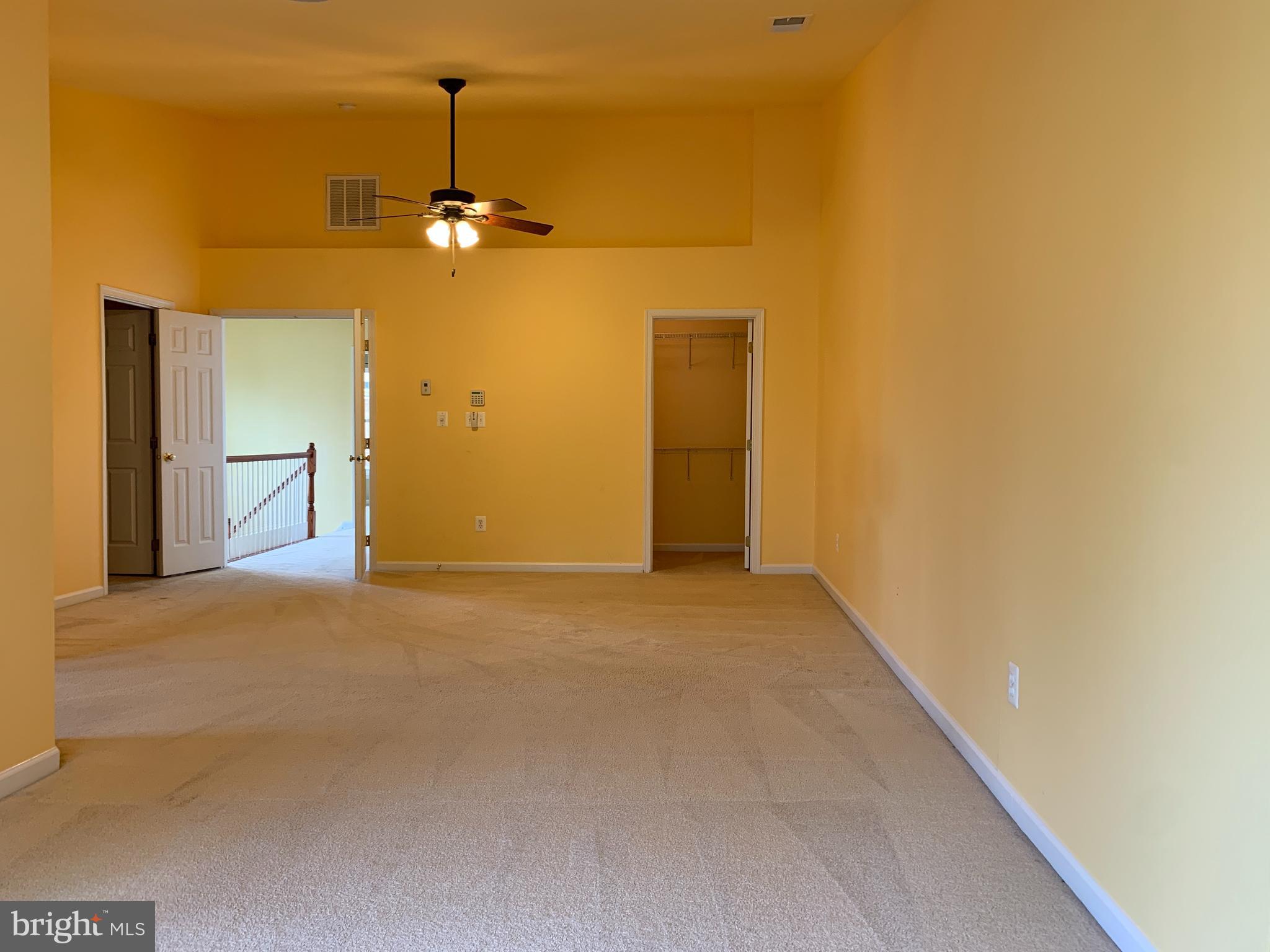 25575 America Square Chantilly, VA 20152 - Photo 35 of 57 Owners bedroom