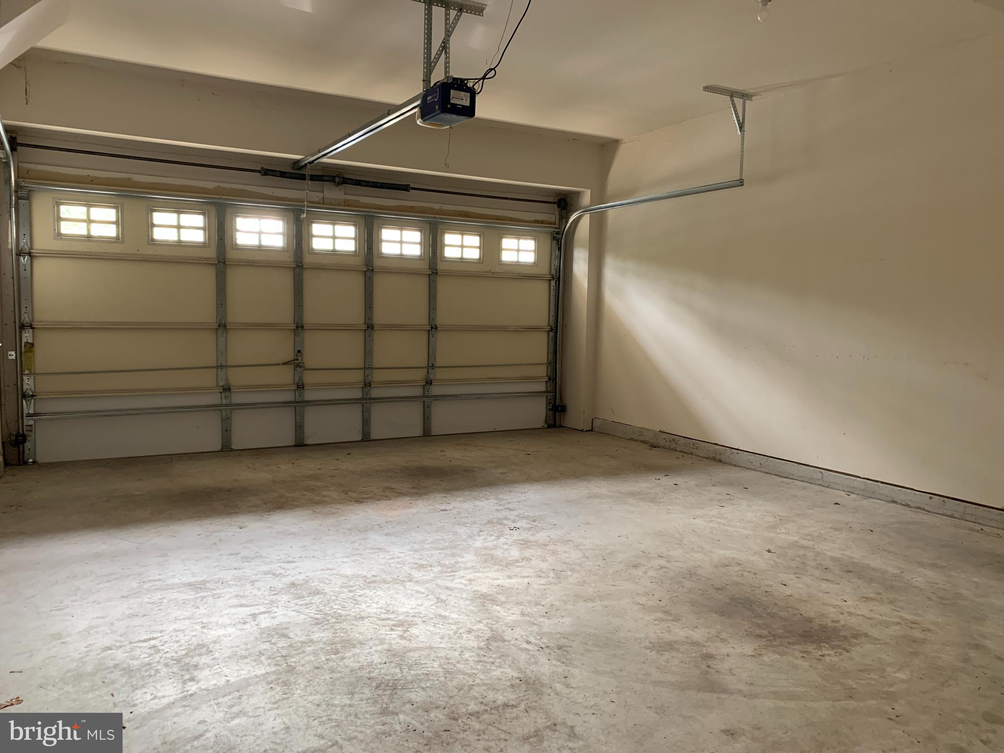 25575 America Square Chantilly, VA 20152 - Photo 54 of 57 Oversized garage