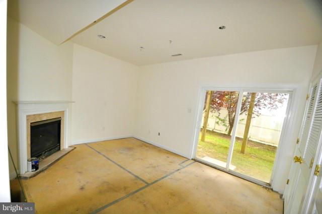 3340 Castle Ridge Circle, Unit 6 Silver Spring, MD 20904 - Photo 8 of 24 Family Room