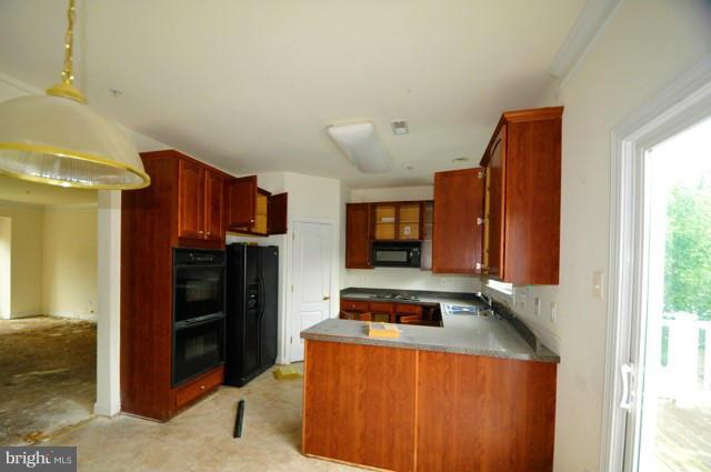3340 Castle Ridge Circle, Unit 6 Silver Spring, MD 20904 - Photo 10 of 24 Kitchen