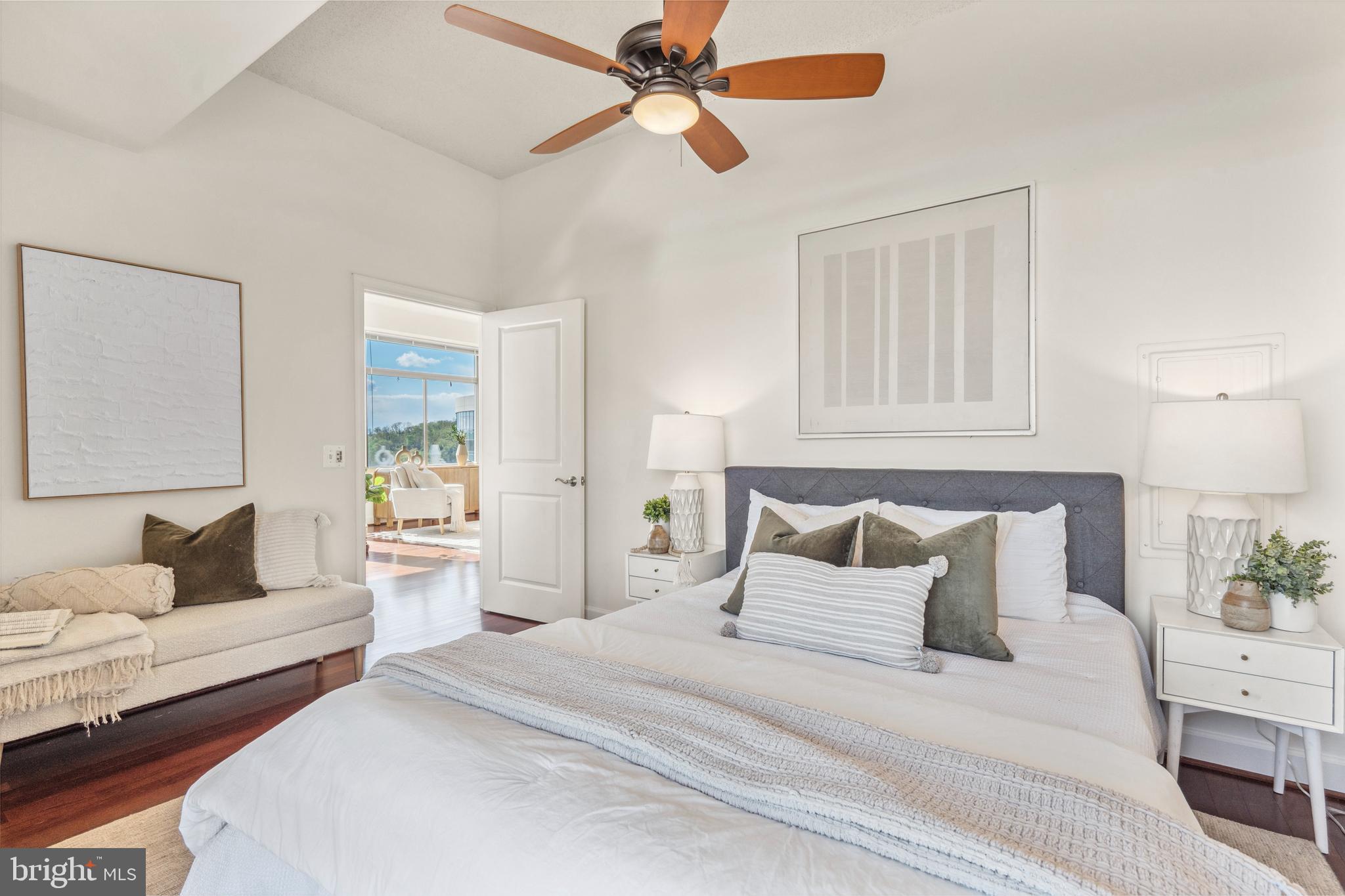 3650 South Glebe Road, Unit 1050 Arlington, VA 22202 - Photo 24 of 47 Primary Bedroom