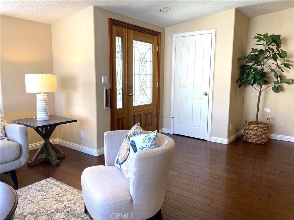 1220 Scioto Road Seal Beach, CA 90740 - Photo 10 of 35