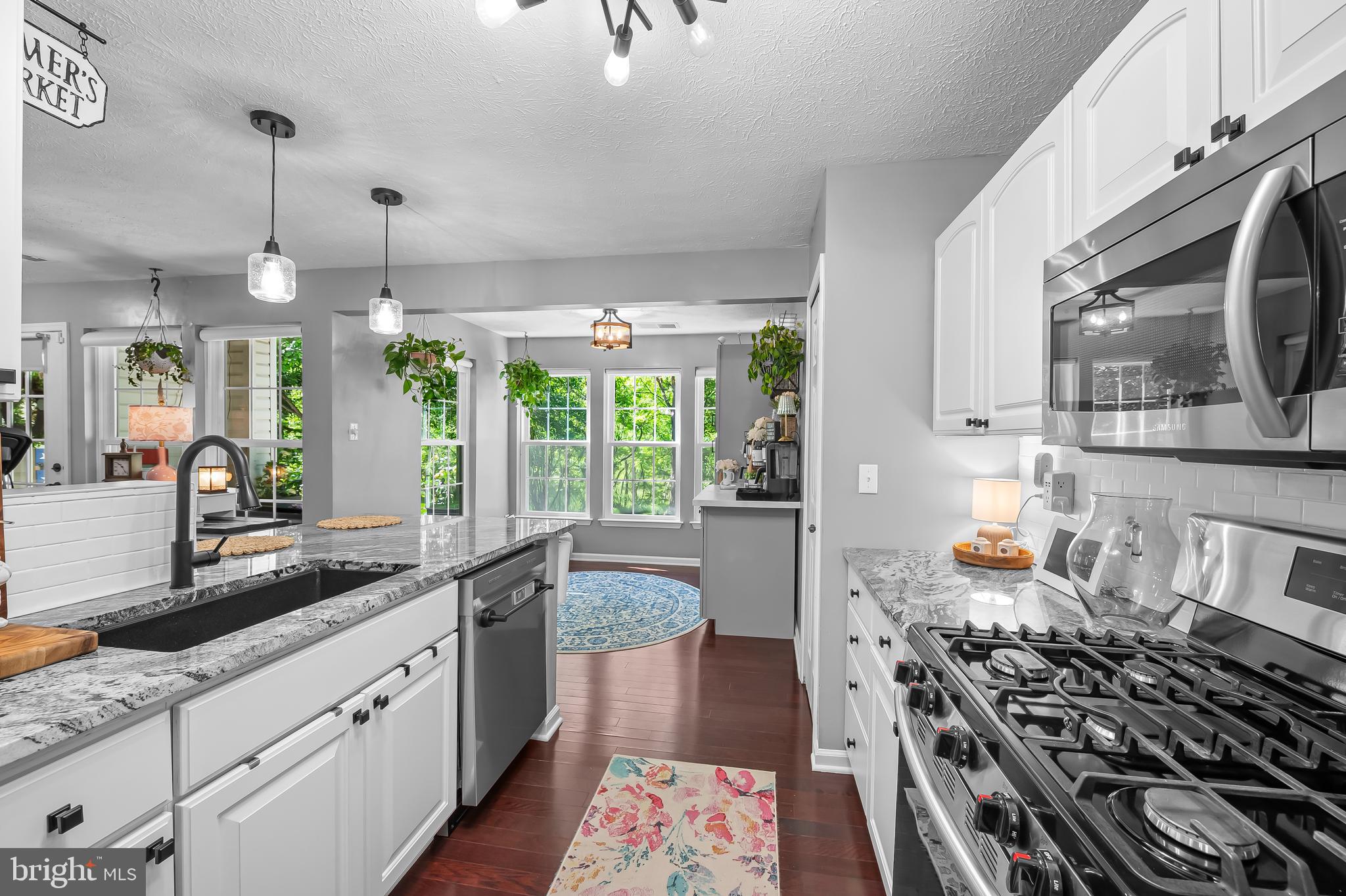 4713 Shellbark Road, Unit 4713 Owings Mills, MD 21117 - Photo 10 of 27 Kitchen with stainless steel appliances