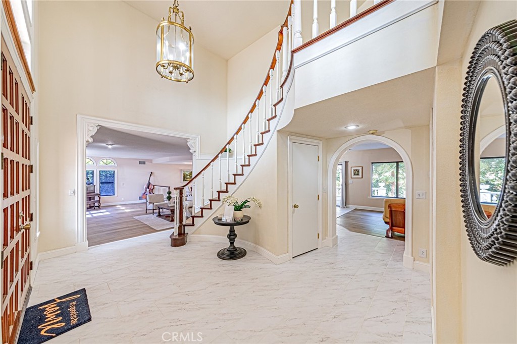1737 Gainsborough Road San Dimas, CA 91773 - Photo 3 of 62