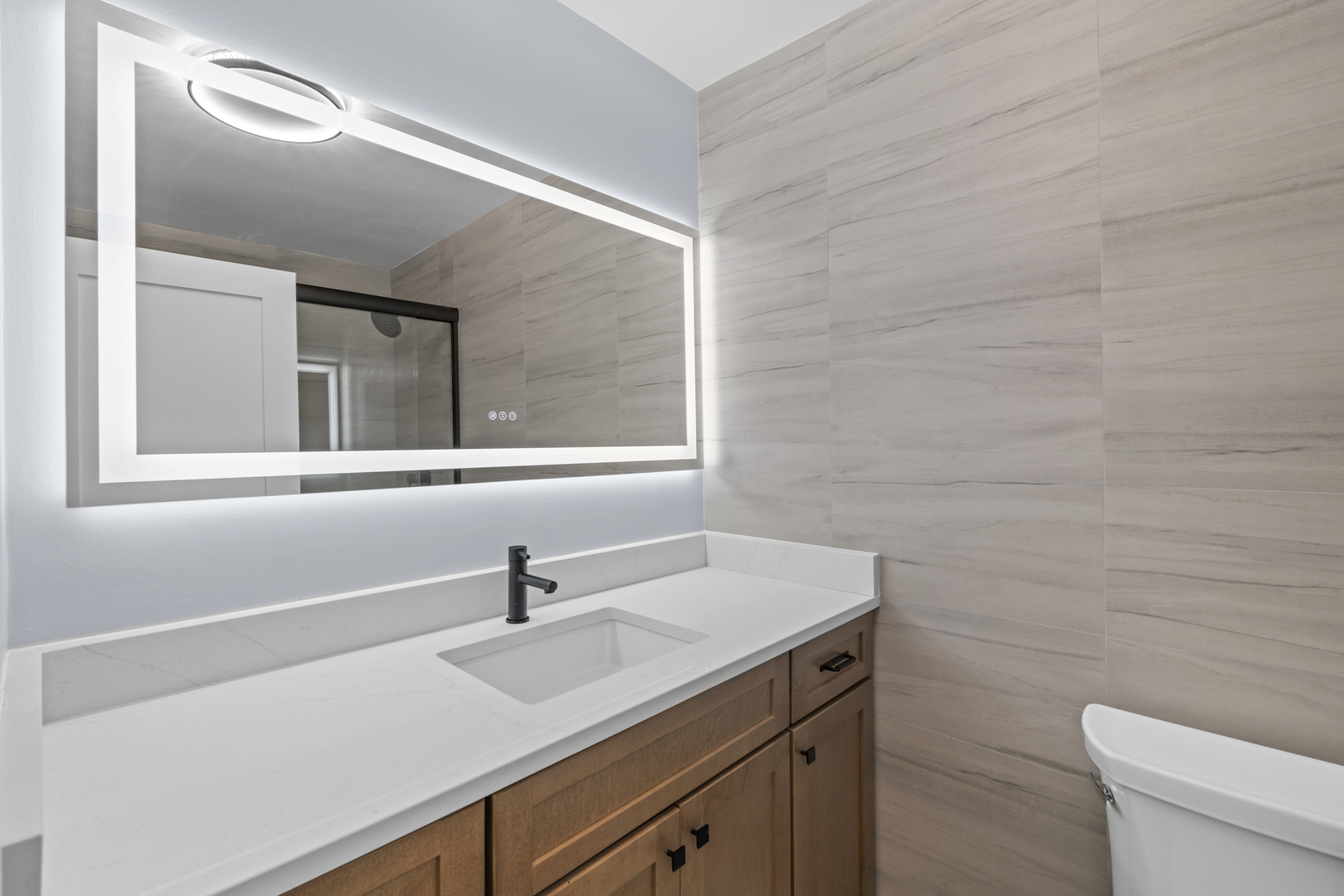 230 East Ontario Street, Unit 1703 Chicago, IL 60611 - Photo 12 of 16